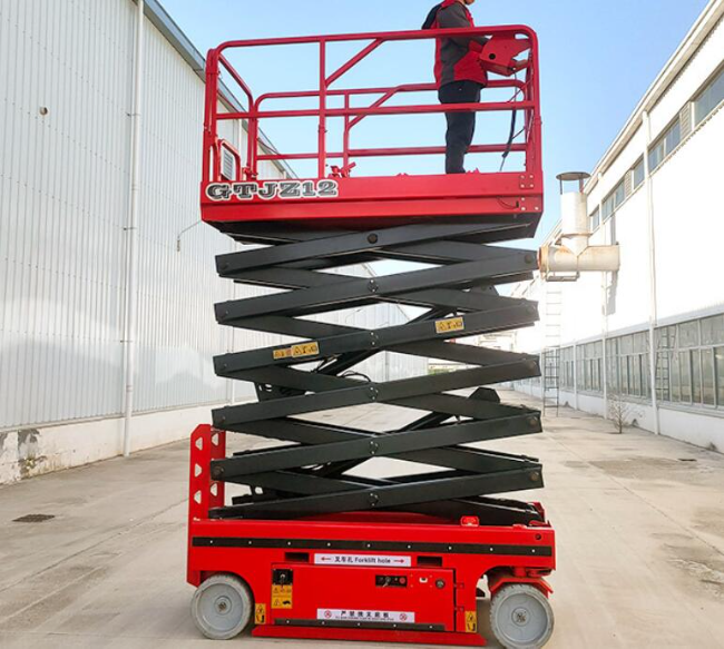 托里自行走移动式升降机